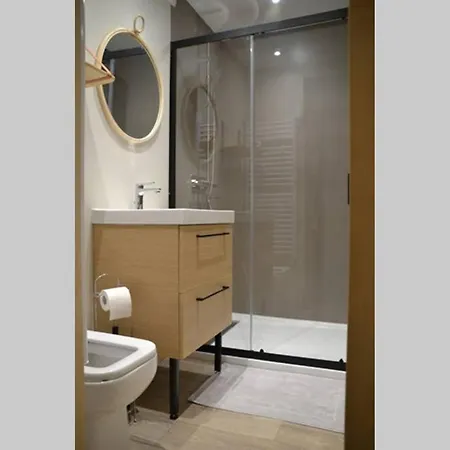 Holiday home La Noroit Du Port-en-Bessin-Huppain